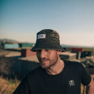 Bob réversible Wings - Vert Sauge et Noir