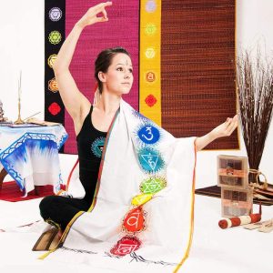 Châle de méditation sept chakras peints à la main