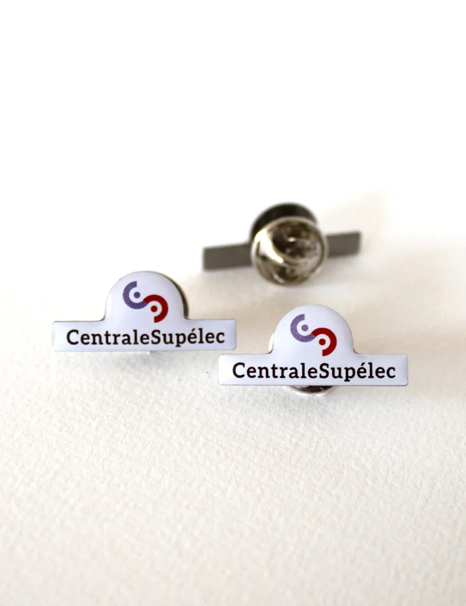 Pin's en métal – Image 2